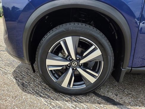 Used 2021 Nissan Rogue SL w/ Premium Package FWD image 34