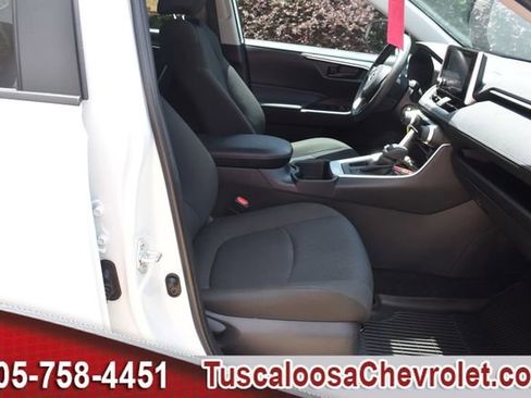 Used 2025 Toyota RAV4 LE FWD image 20