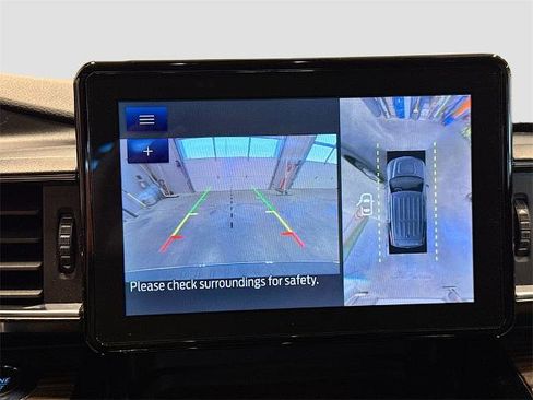 Certified 2023 Ford Explorer Limited image 11