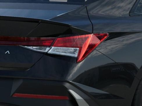 New 2026 Hyundai Elantra Sport image 10