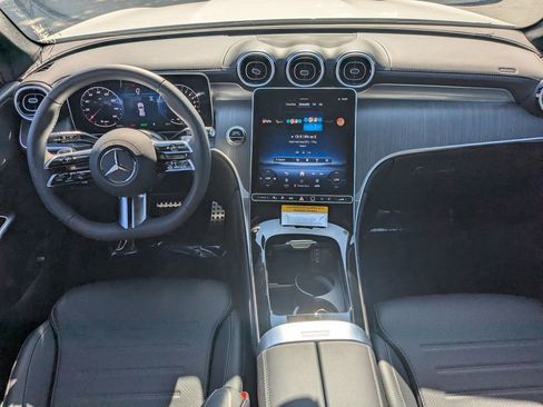 Used 2025 Mercedes-Benz GLC 350e 4MATIC image 2