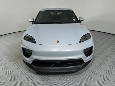 New 2025 Porsche Macan 4 Electric image 36