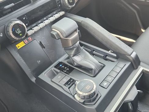 New 2026 Toyota Tacoma Limited AWD/4WD image 16
