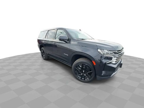Certified 2023 Chevrolet Tahoe High Country w/ Advanced Technology Package AWD/4WD image 2