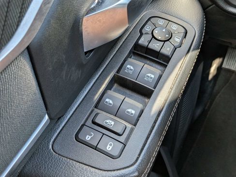 Used 2026 RAM 2500 Big Horn AWD/4WD image 28
