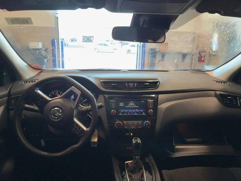 Used 2021 Nissan Rogue Sport S FWD image 7