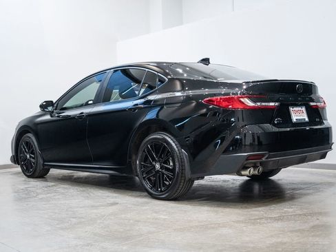 Certified 2025 Toyota Camry SE w/ Convenience Package image 7