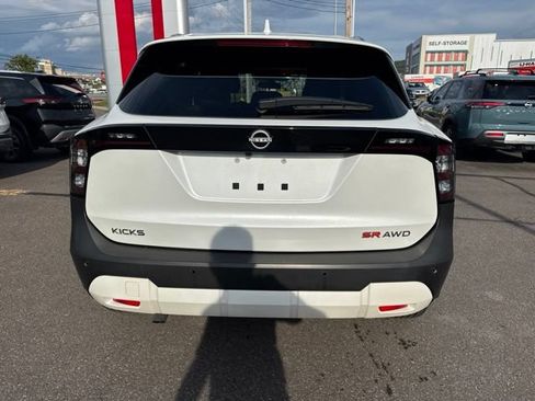 Certified 2025 Nissan Kicks SR AWD/4WD image 6