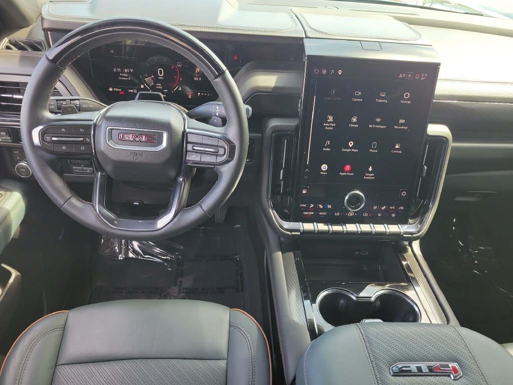 Used 2026 GMC Yukon AT4 w/ Premium Trailering Package AWD/4WD image 18
