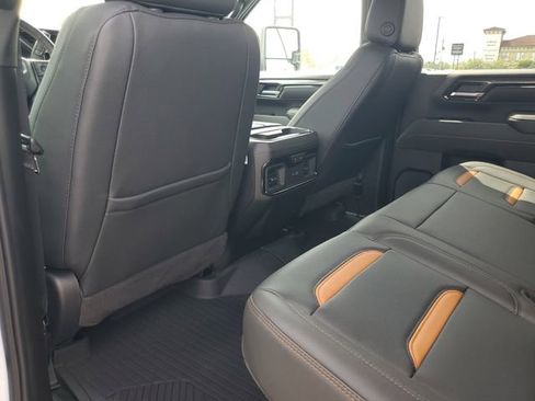 Used 2026 GMC Sierra 2500 AT4 AWD/4WD image 23