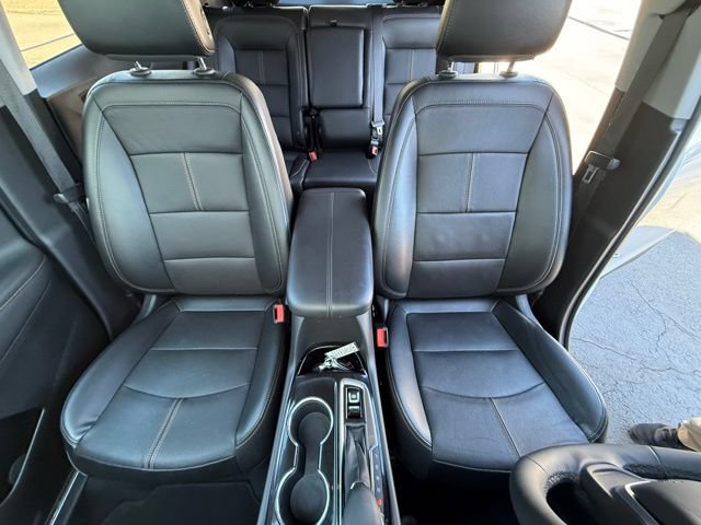 Used 2023 Chevrolet Equinox Premier AWD/4WD image 18