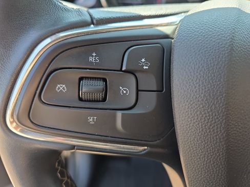 Certified 2023 Buick Encore GX Preferred w/ Cold Weather Comfort Package FWD image 18