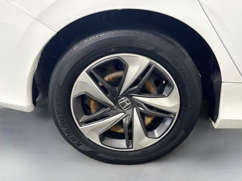 Used 2020 Honda Civic LX image 32