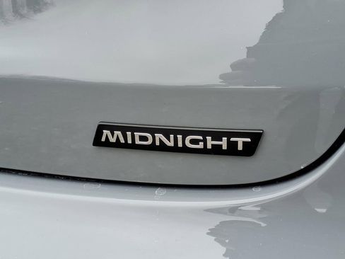 Used 2024 Nissan Murano SV w/ SV Midnight Edition Package image 4