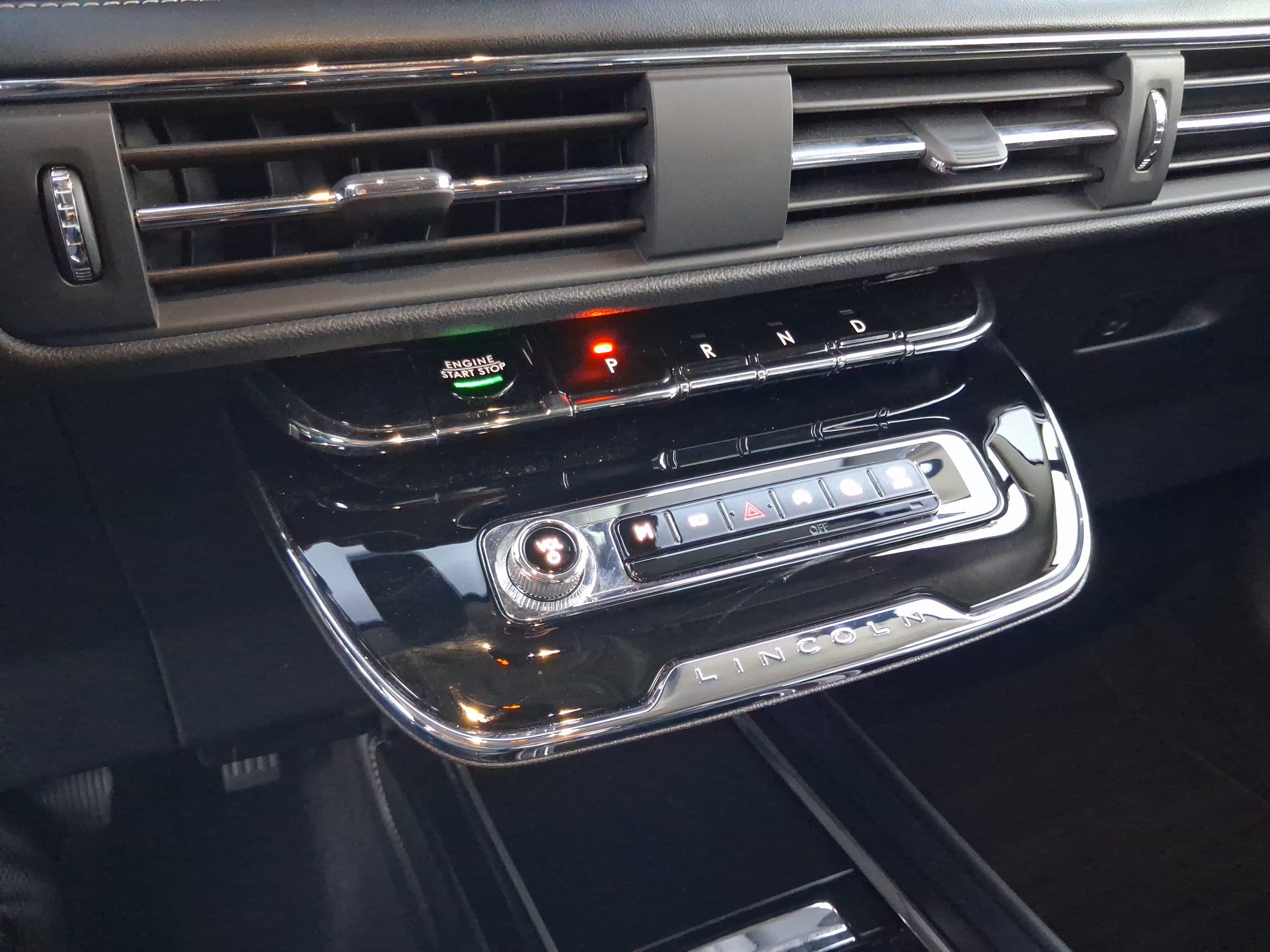 Certified 2023 Lincoln Corsair FWD image 18