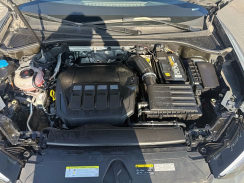 Used 2020 Audi Q3 2.0T Premium w/ Convenience Package image 32