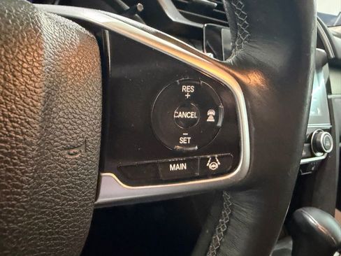 Used 2017 Honda Civic Touring image 16