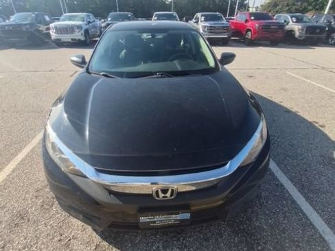 Used 2017 Honda Civic LX image 3