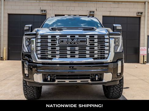 Used 2024 GMC Sierra 3500 Denali w/ Denali Reserve Package AWD/4WD image 4