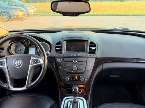 Used 2013 Buick Regal Premium FWD image 11