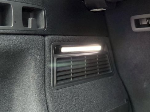 Used 2018 Audi Q5 2.0T Premium Plus w/ Premium Plus Package image 15