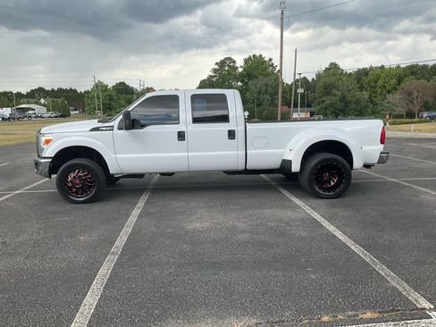 Used 2014 Ford F350 XL w/ Power Equipment Group AWD/4WD image 11