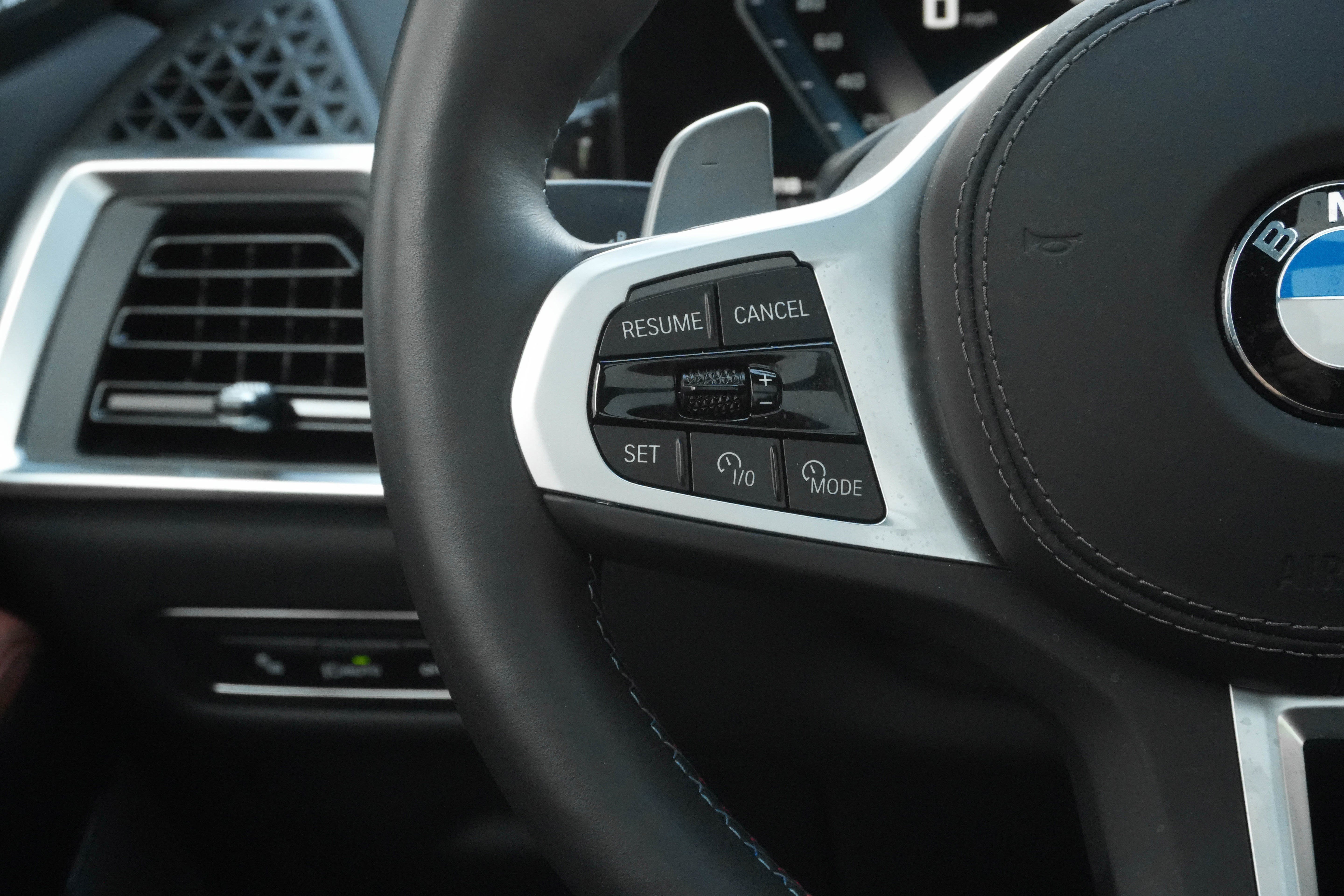 Used 2026 BMW X7 M60i AWD/4WD image 18