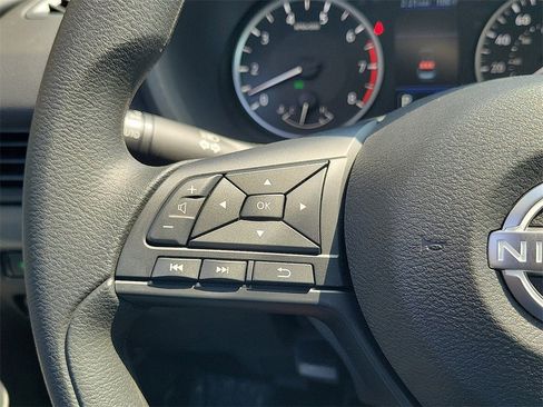 New 2025 Nissan Sentra S image 6