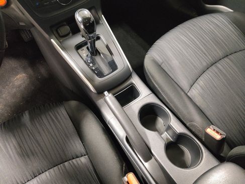 Used 2019 Nissan Sentra SV image 26