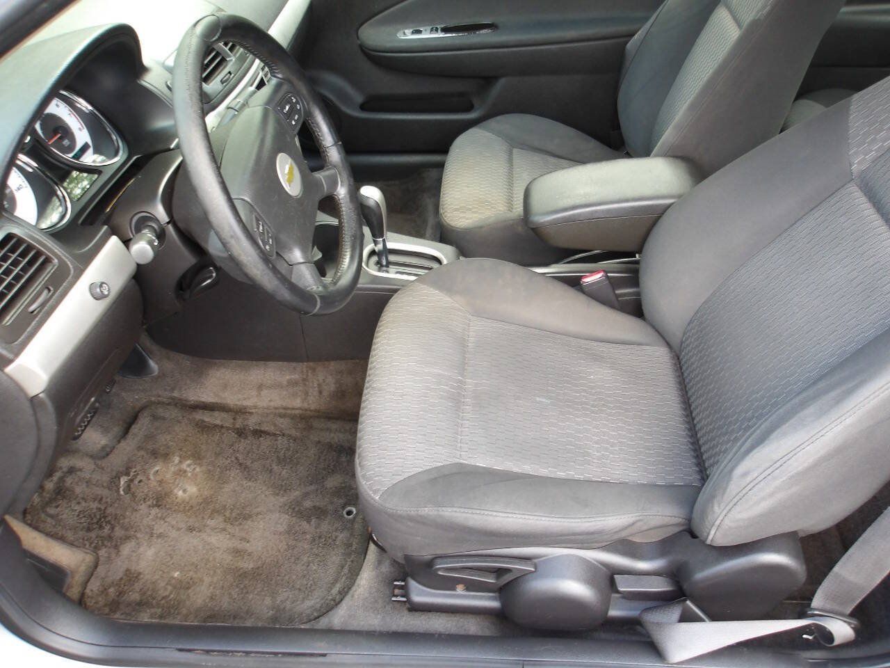 Used 2006 Chevrolet Cobalt LT w/ Preferred Equipment Group FWD image 5