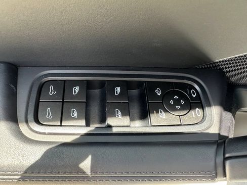 Certified 2026 Porsche Cayenne GTS AWD/4WD image 18