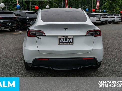 Used 2023 Tesla Model Y Long Range AWD/4WD image 11