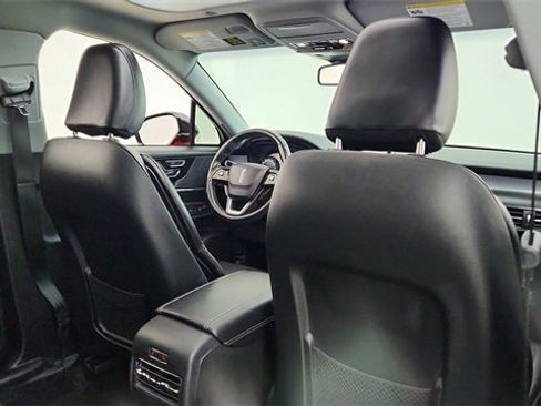 Used 2022 Lincoln Corsair Standard w/ Premium Package image 26