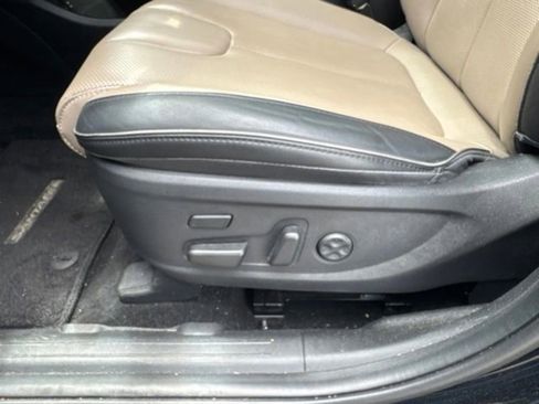 Used 2023 Hyundai Santa Fe Limited AWD/4WD image 11
