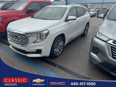 Used 2024 GMC Terrain Denali w/ Denali Premium Package