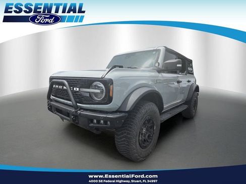 Used 2022 Ford Bronco Wildtrak AWD/4WD image 1