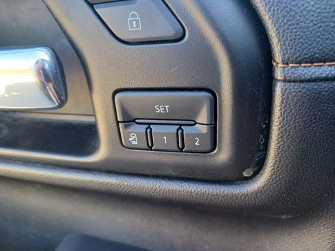 Used 2021 GMC Sierra 1500 AT4 AWD/4WD image 16