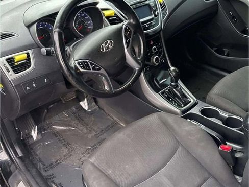 Used 2016 Hyundai Elantra Value Edition FWD image 19