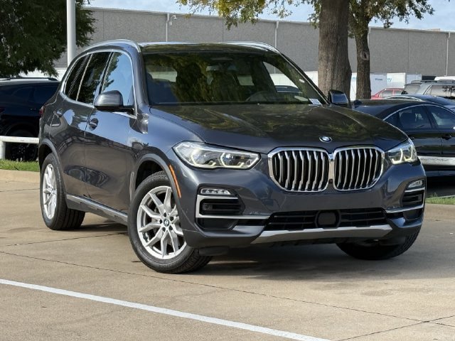 Used 2021 BMW X5 xDrive40i w/ Executive Package 2 AWD/4WD image 2