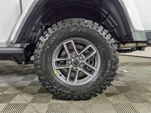 New 2026 Jeep Gladiator Mojave AWD/4WD image 11