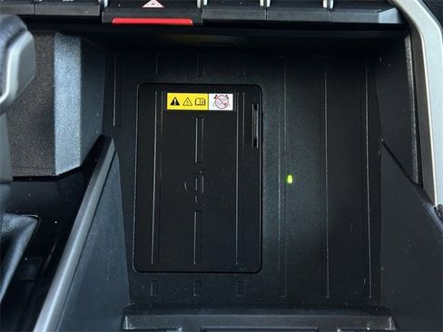 Used 2024 Toyota Tundra Limited image 18