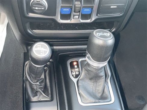 Used 2020 Jeep Wrangler Unlimited Sport S image 16