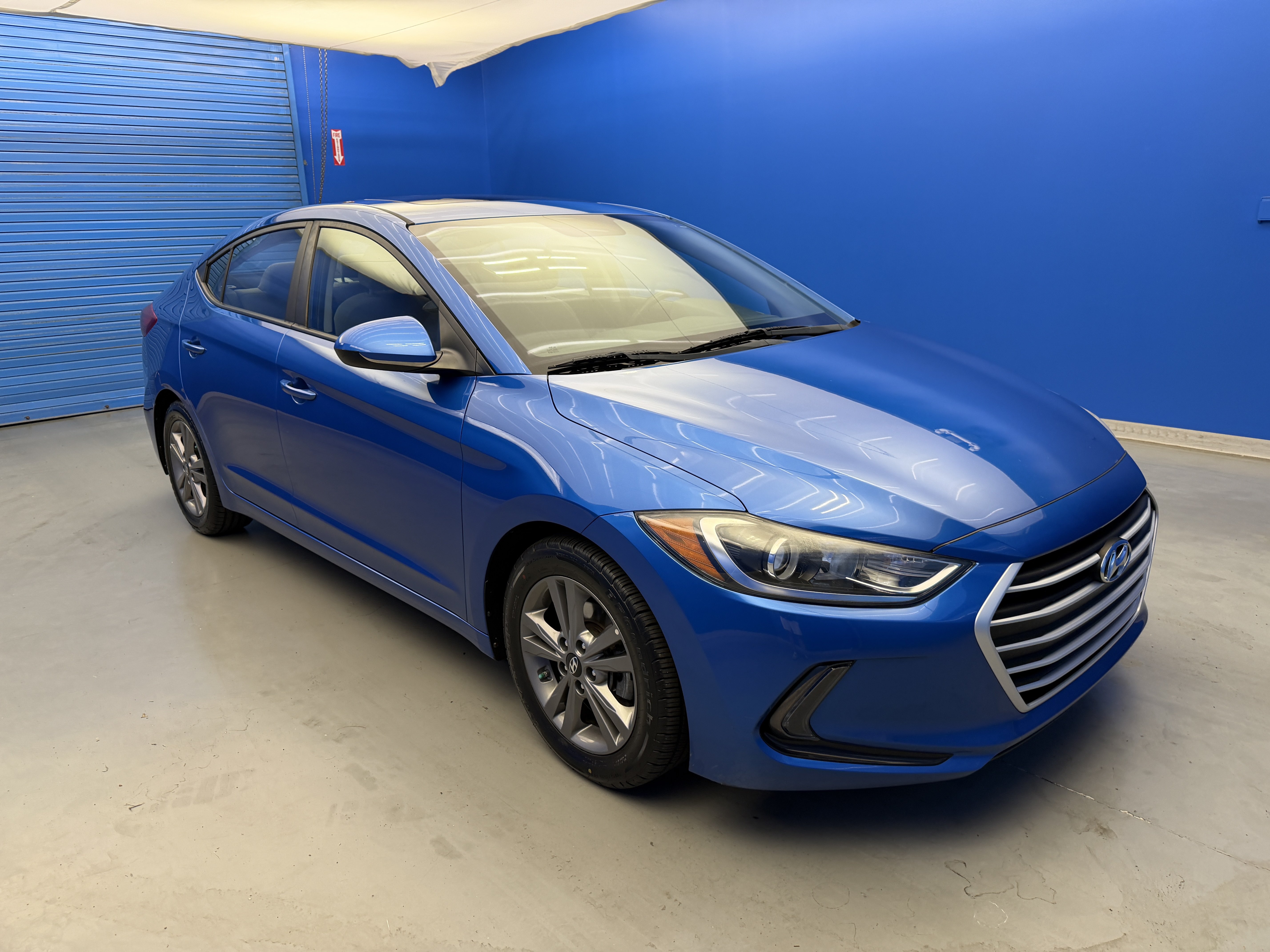 Used 2018 Hyundai Elantra Value Edition w/ Cargo Package FWD image 2
