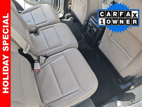 Used 2023 Ford Explorer Limited image 11