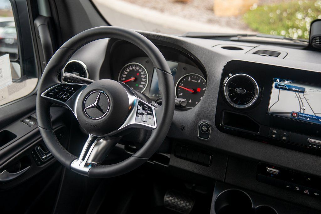 New 2025 Mercedes-Benz Sprinter 2500 image 23