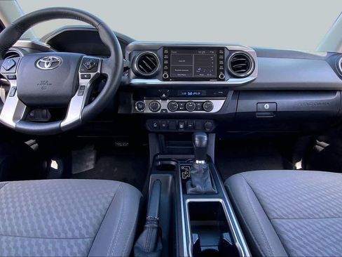 Used 2023 Toyota Tacoma SR5 w/ Technology Package AWD/4WD image 15