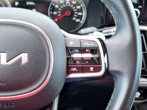 Certified 2023 Kia Sorento EX AWD/4WD image 18
