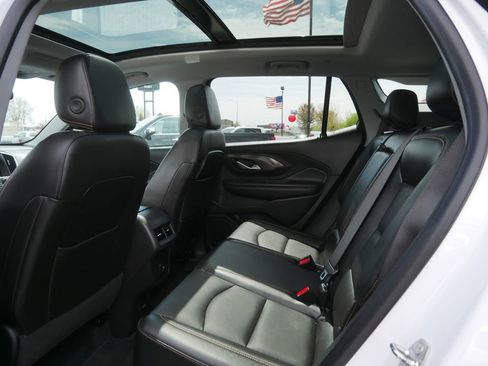Used 2021 GMC Terrain SLT w/ Infotainment Package II AWD/4WD image 19