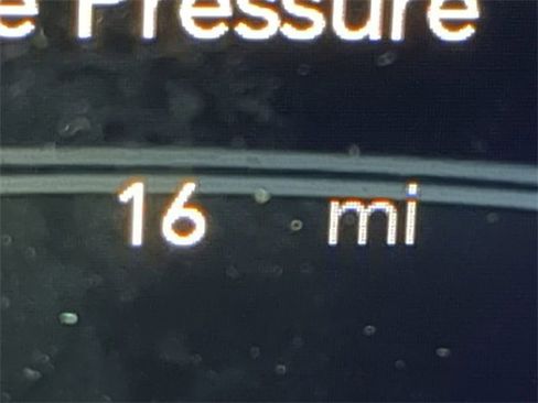 New 2026 Chrysler Pacifica Limited w/ Uconnect Theater Family Group image 39