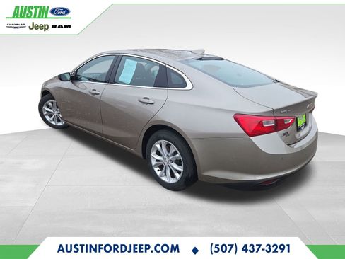 Used 2024 Chevrolet Malibu LT image 3